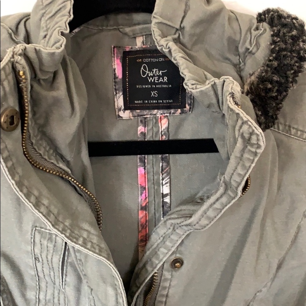 Cargo jacket - Picture 2 of 3